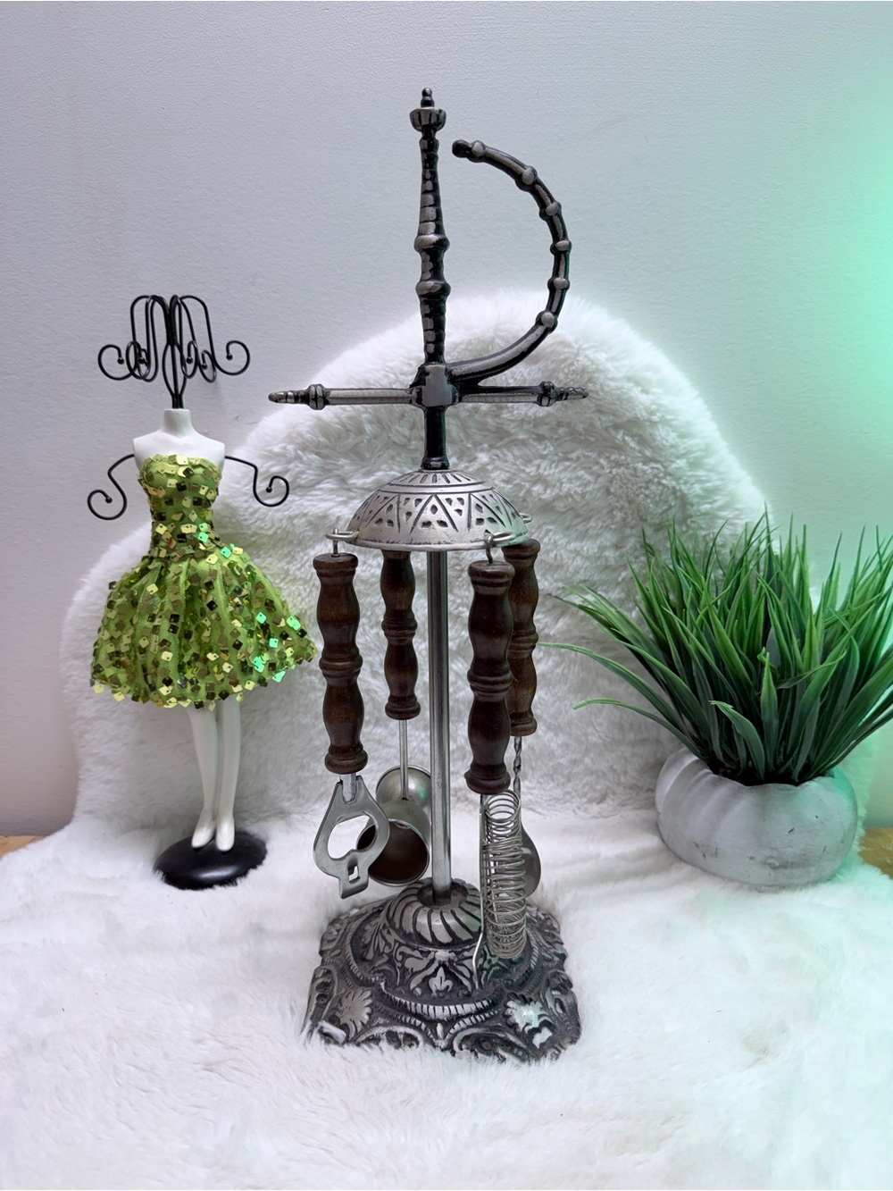 17” Vintage Silver Metal Bar Tools & Stand with Wooden Handles & Sword Motif 🍹